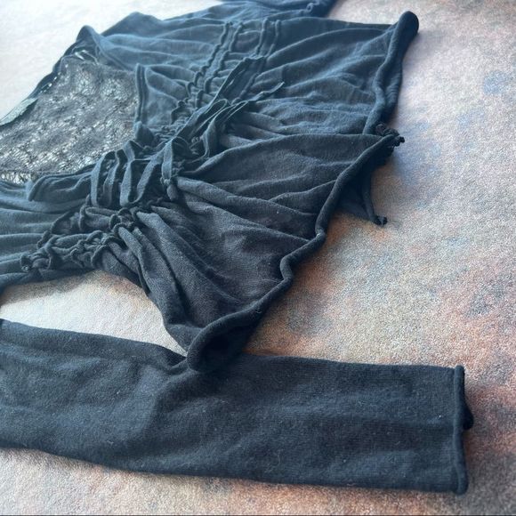 cropped guess sweater - Picture 5 of 9